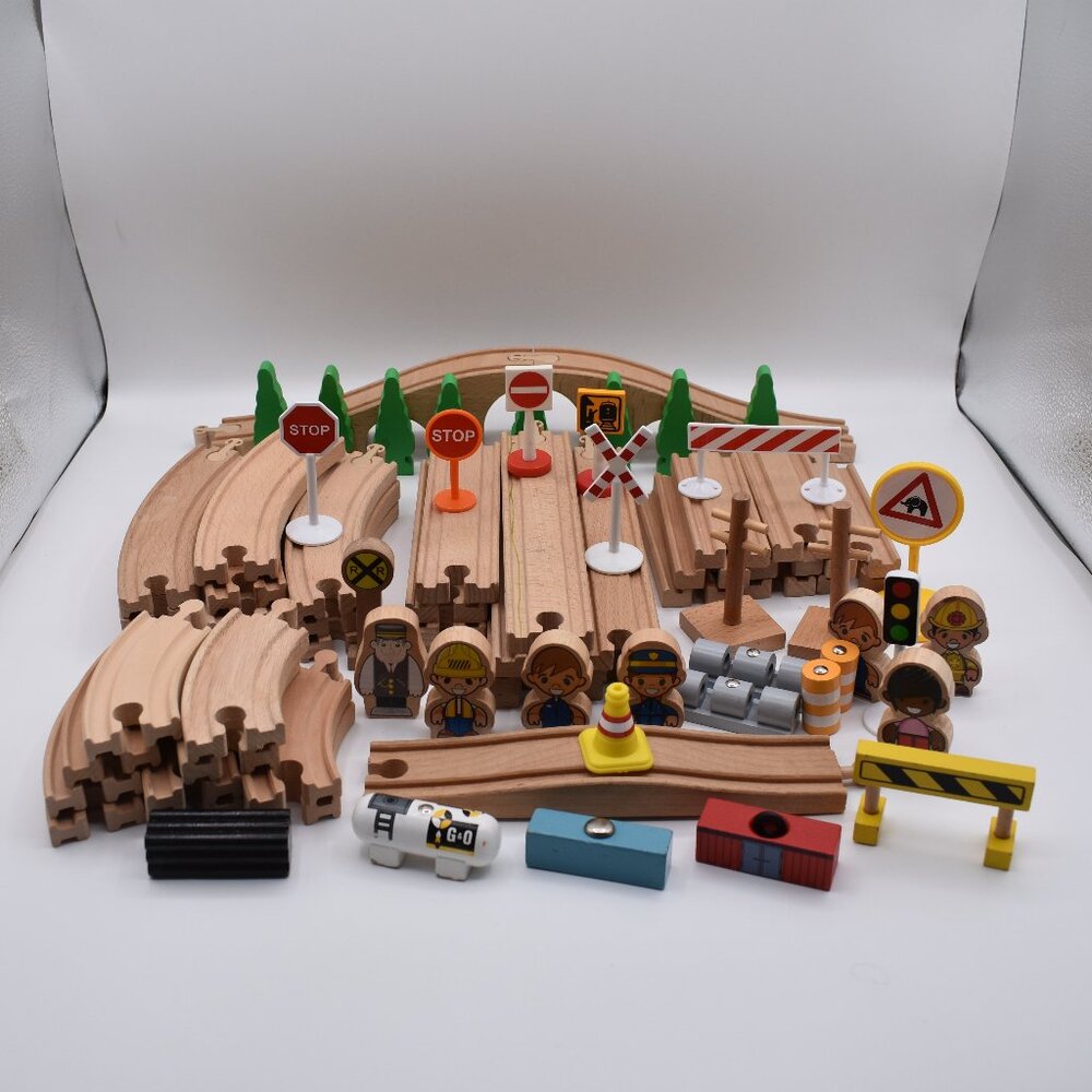 Lot of over 60TRACK LOT Curves Ramps Straights Ascending Wooden Railway…